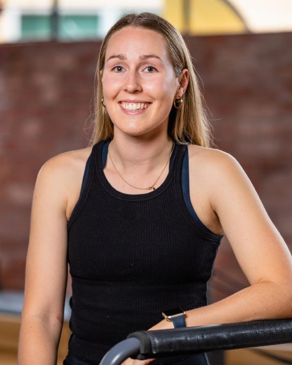 Alanaheadsho 909 x 1364